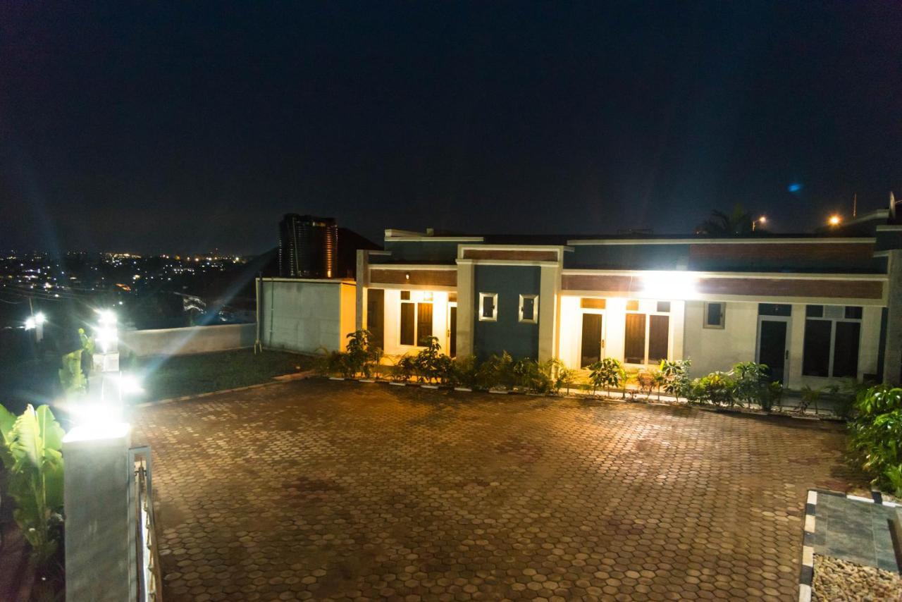 Avisha Town Hotel Kigali Extérieur photo