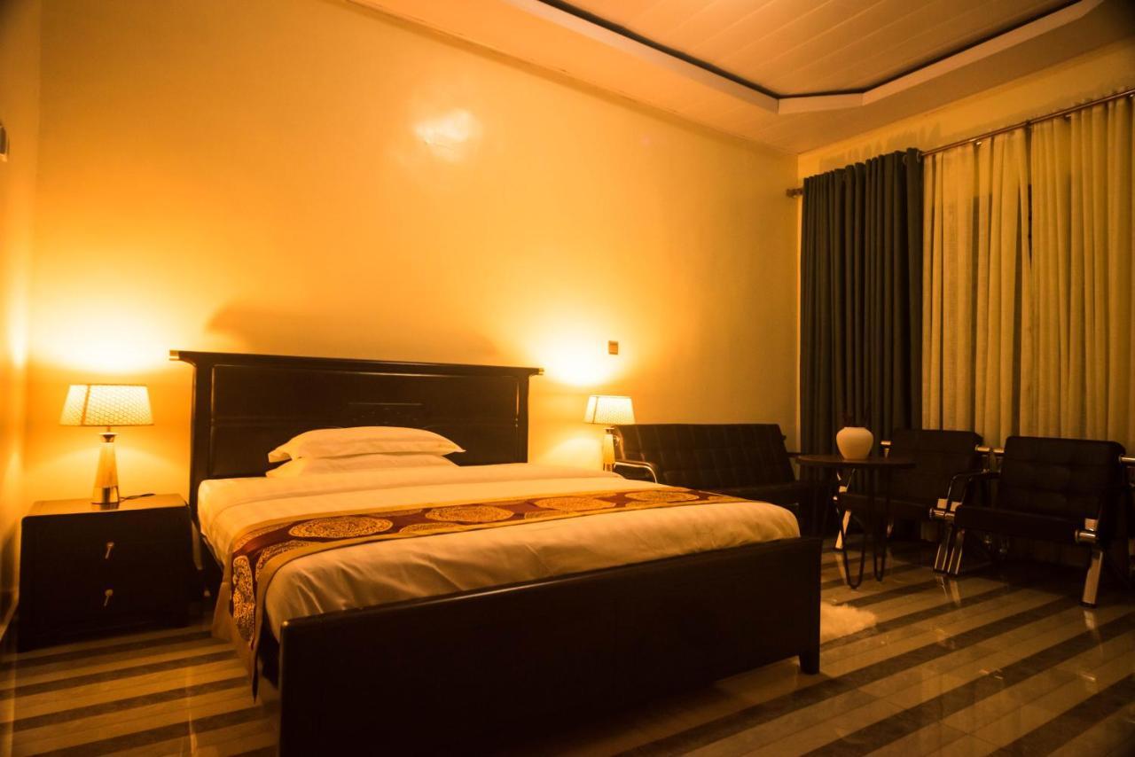 Avisha Town Hotel Kigali Extérieur photo