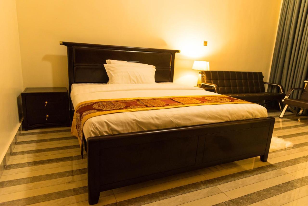 Avisha Town Hotel Kigali Extérieur photo