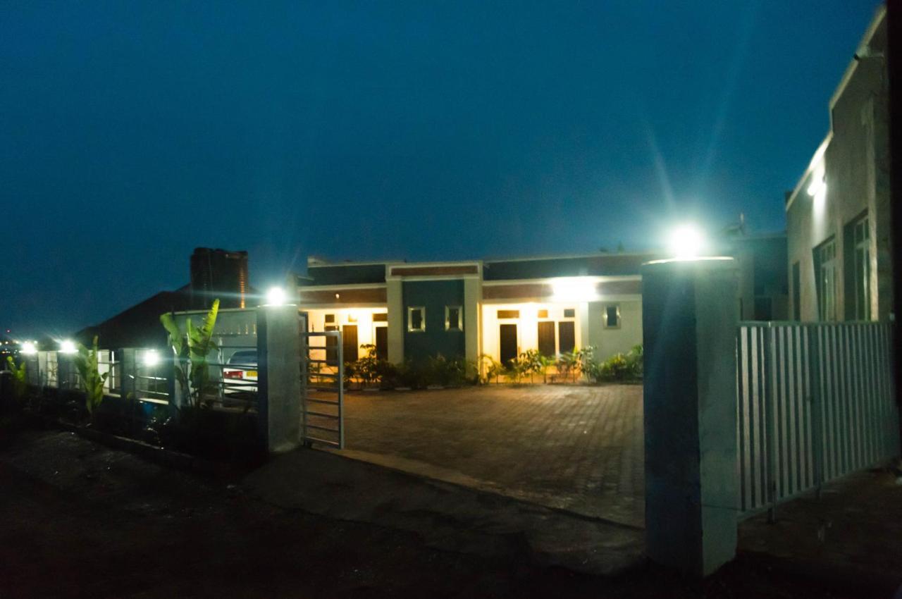 Avisha Town Hotel Kigali Extérieur photo