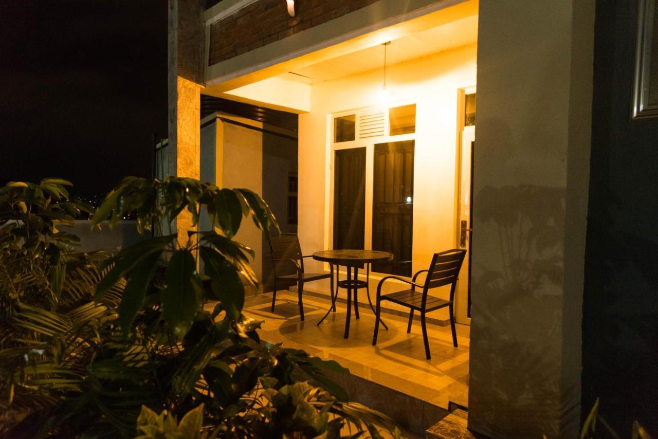 Avisha Town Hotel Kigali Extérieur photo