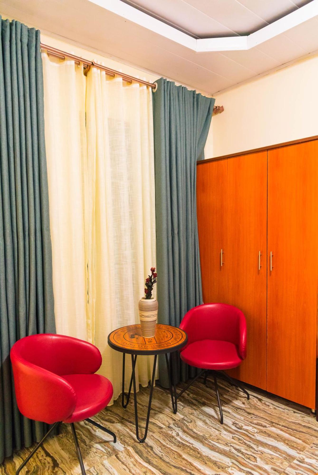 Avisha Town Hotel Kigali Extérieur photo