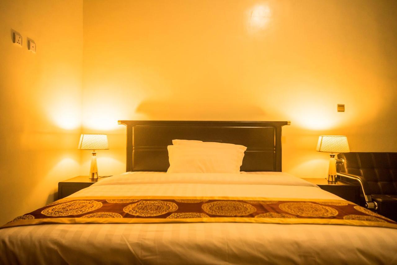 Avisha Town Hotel Kigali Extérieur photo