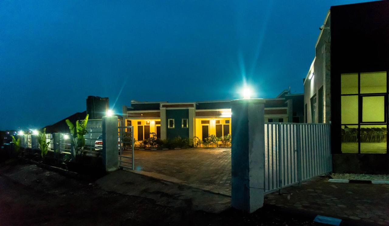 Avisha Town Hotel Kigali Extérieur photo