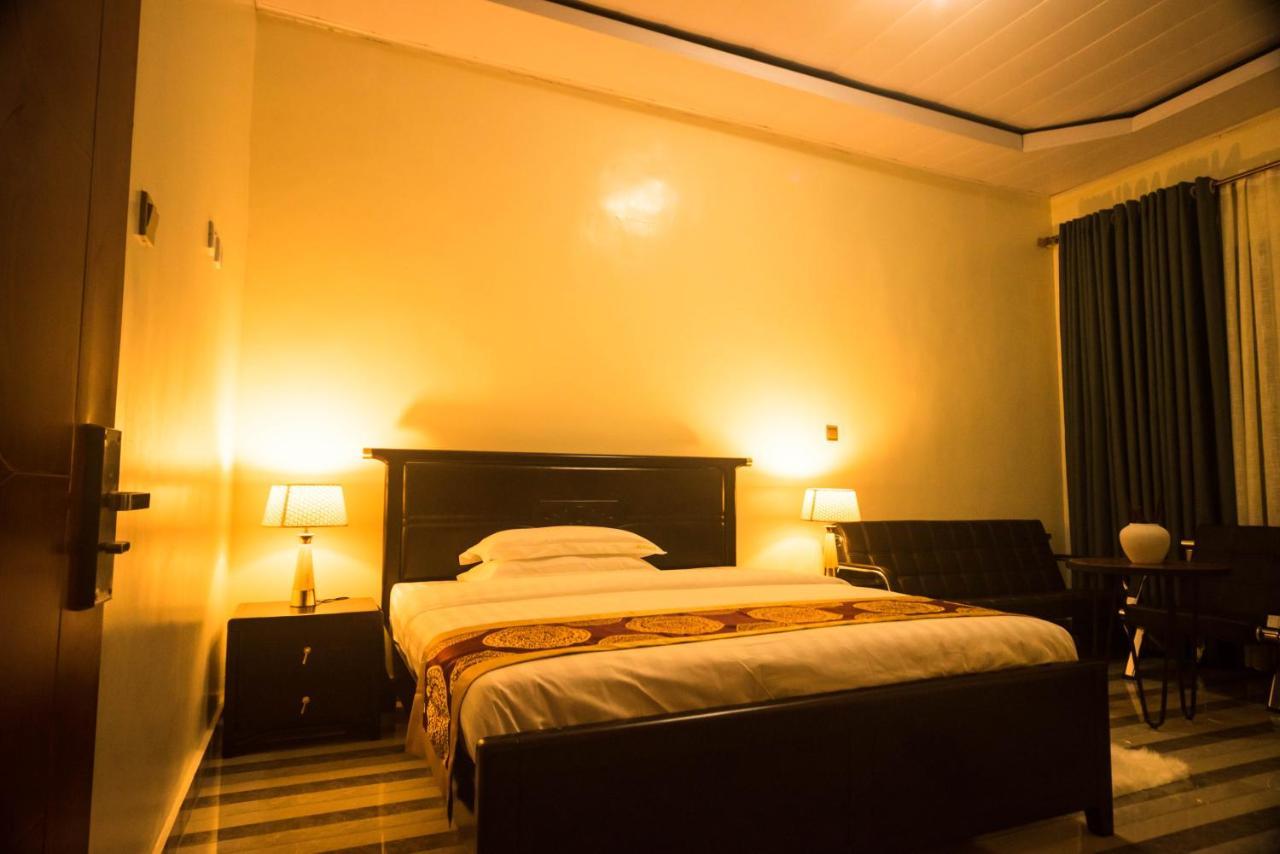 Avisha Town Hotel Kigali Extérieur photo